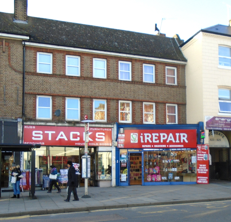 High Road, North Finchley