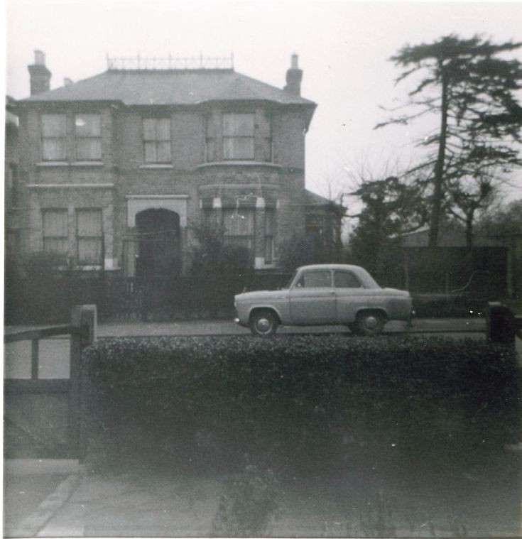 Beaconsfield Road, N11