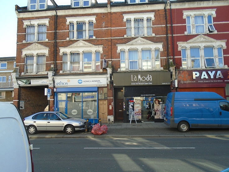 Friern Barnet Road, N11