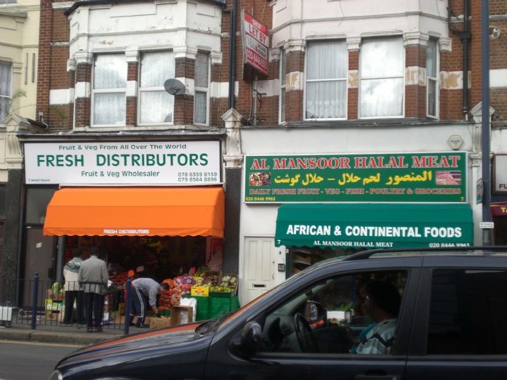 Woodhouse Road, N12