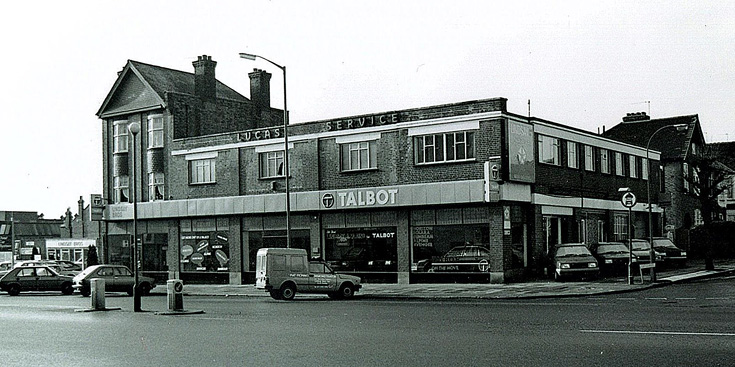 High Road, North Finchley