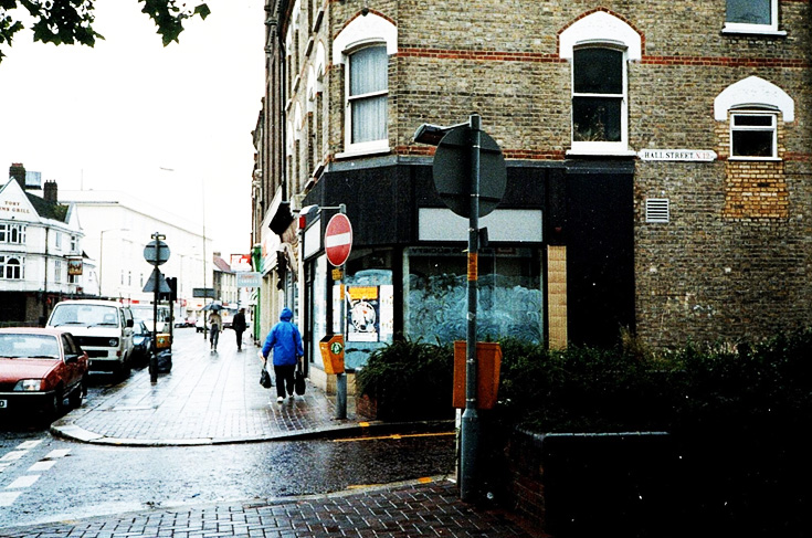 High Road, North Finchley