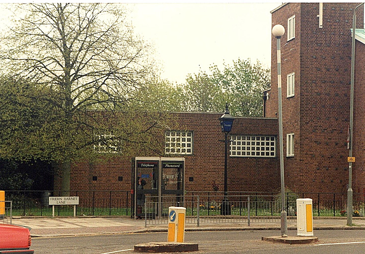 Friern Barnet Lane