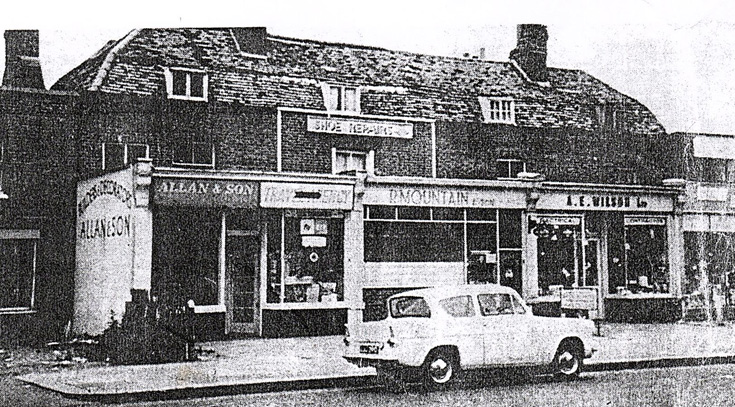 High Road, Whetstone
