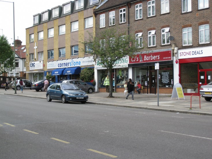 Woodhouse Road, N12