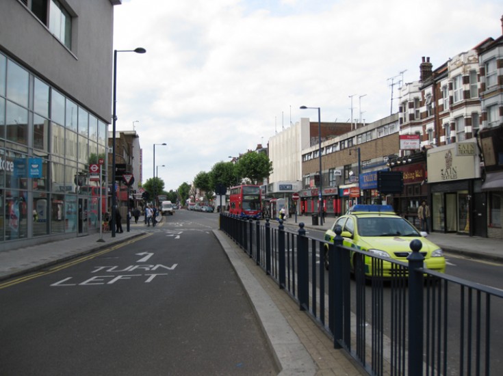 High Road, North Finchley