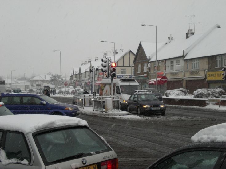 Woodhouse Road, N12