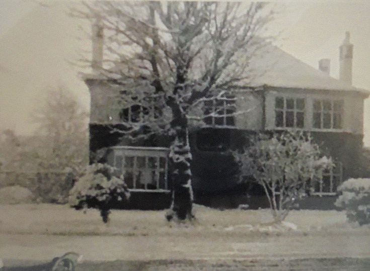 Oakleigh Park North, N20