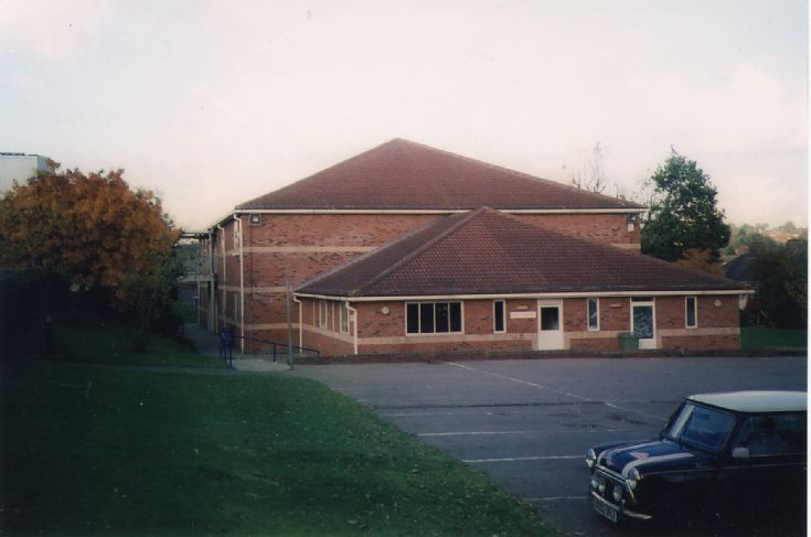 Barnet College, Russell Lane