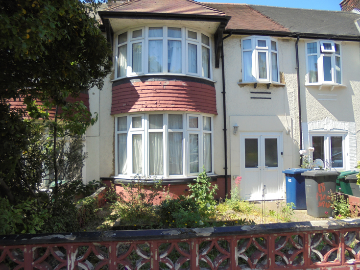 Manor Drive, N20