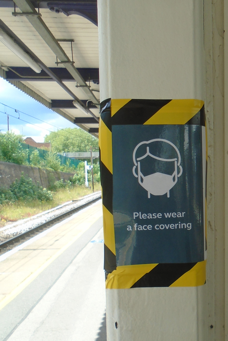 Oakleigh Park Station