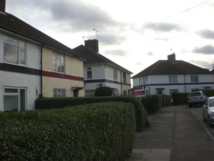 Barfield Avenue, N20