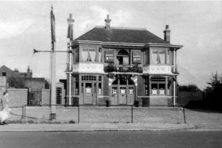 The Hand & Flower, 1250 High Road, Whetstone