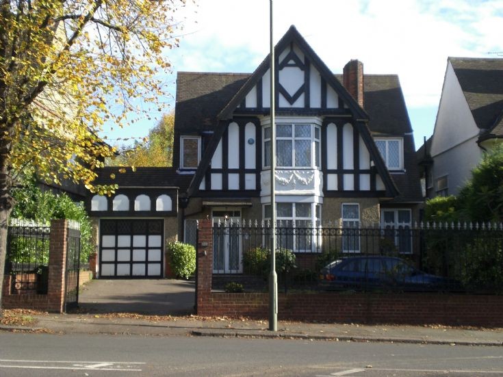 Friern Barnet Lane, N20