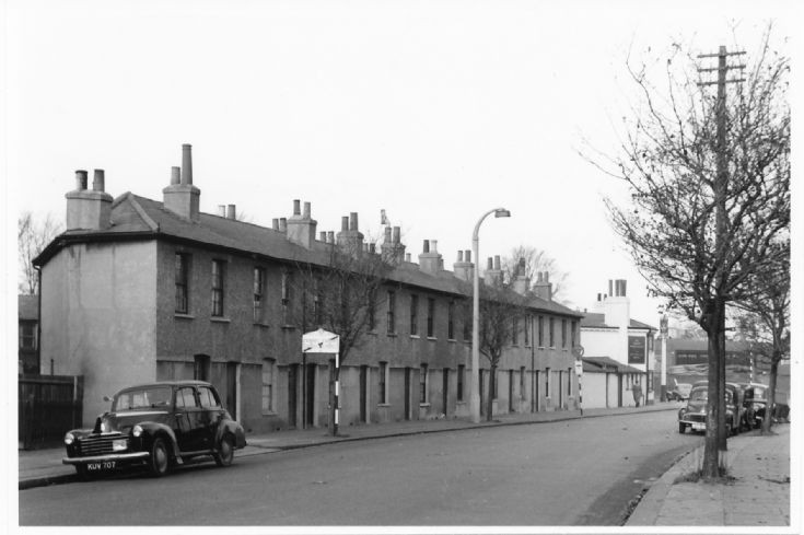 Friern Barnet Lane, N20