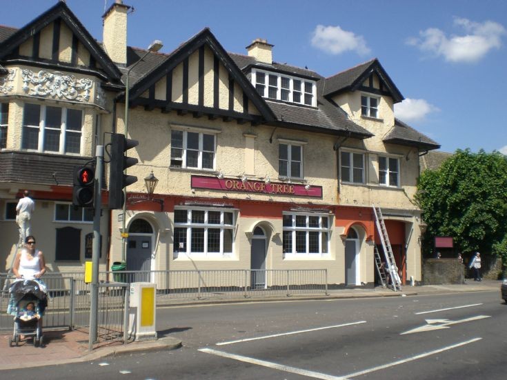 The Orange Tree, 1 Friern Barnet Lane, N11