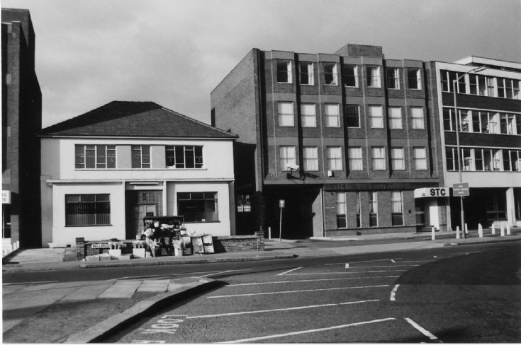 Ballards Lane, N12
