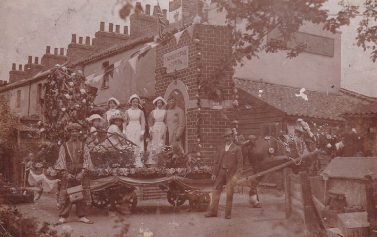 1907 Finchley Carnival float