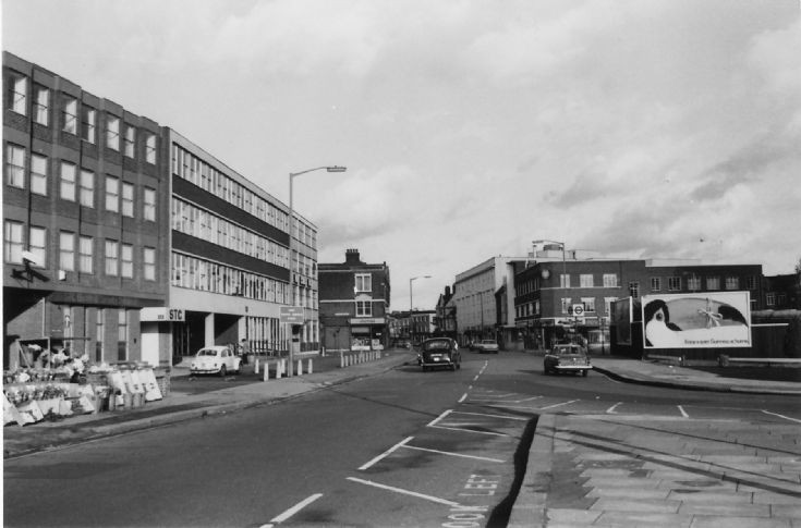 Ballards Lane, N12