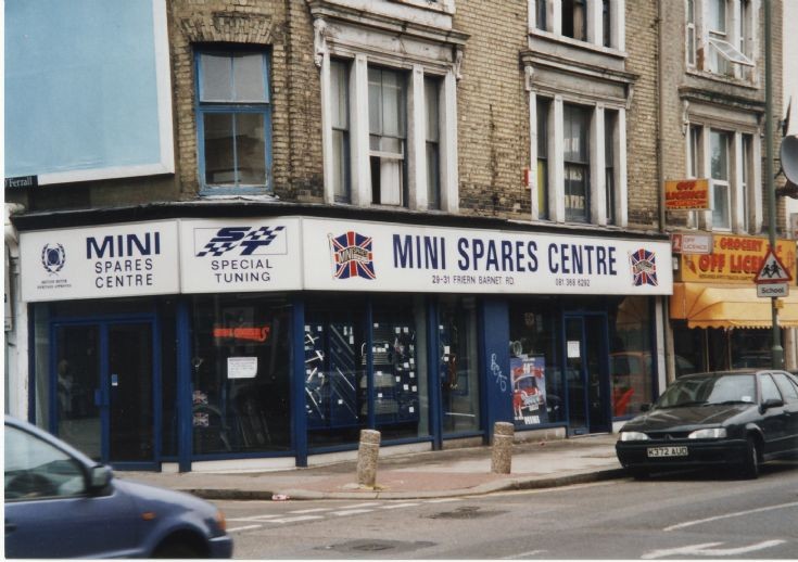 Friern Barnet Road, N11