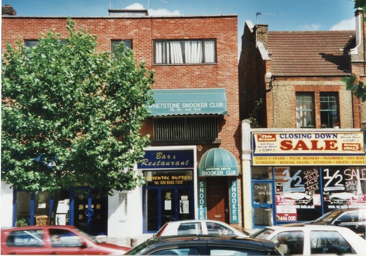 High Road, Whetstone