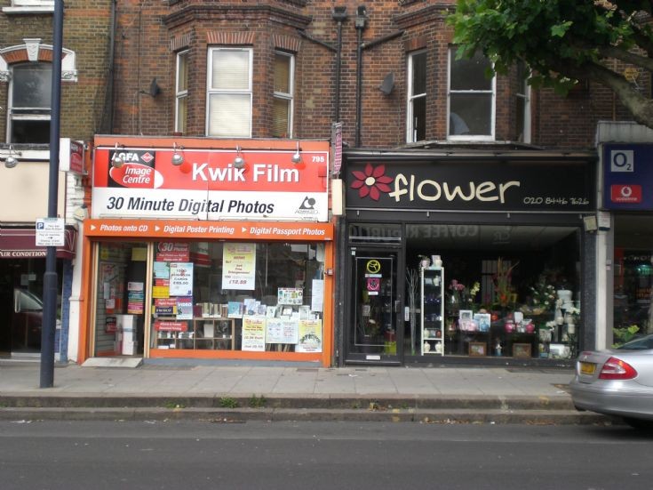 High Road, North Finchley