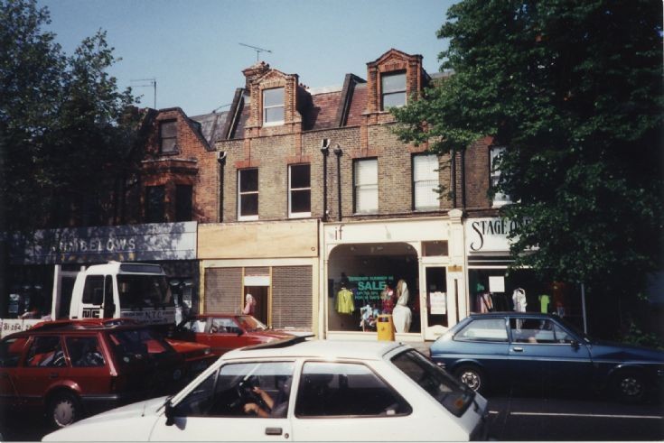 High Road, North Finchley