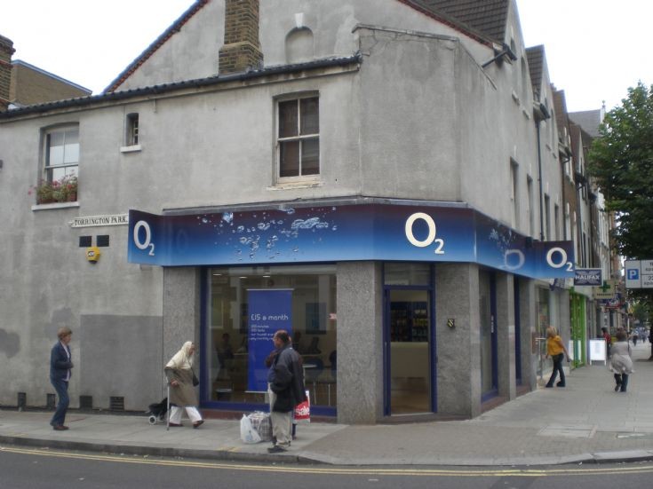 High Road, North Finchley