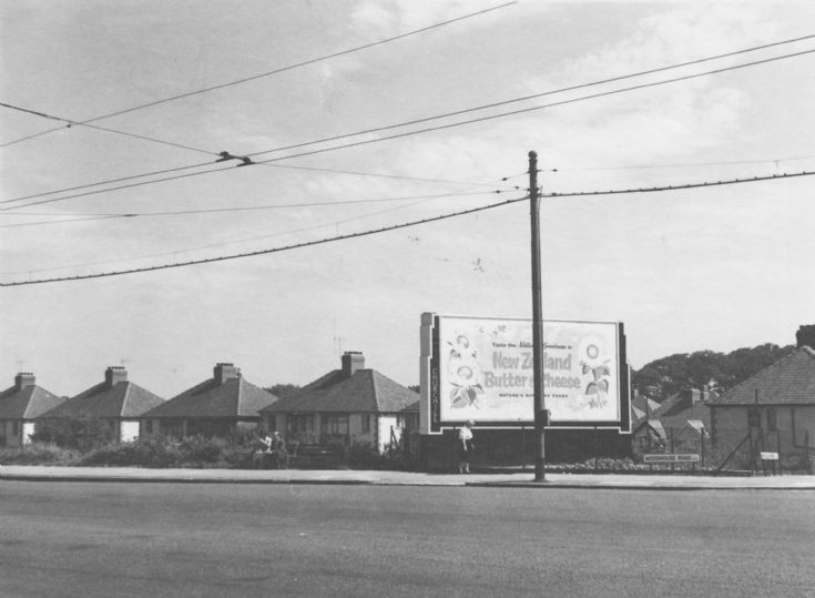 Woodhouse Road, N12