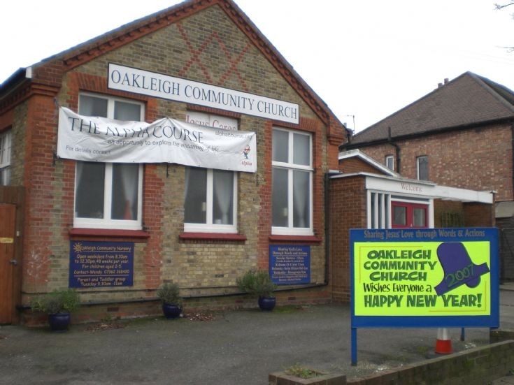 Oakleigh Community Church, Oakleigh Road North