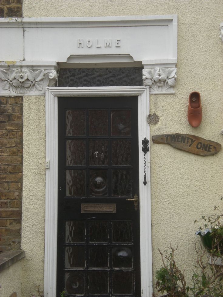 Parkhurst Road, N11