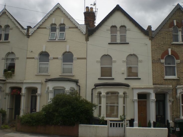 Parkhurst Road, N11