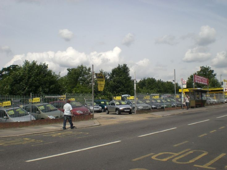 Station Road, New Southgate