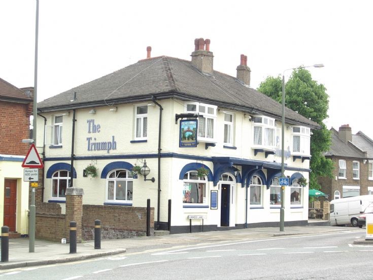 The Triumph, Summers Lane