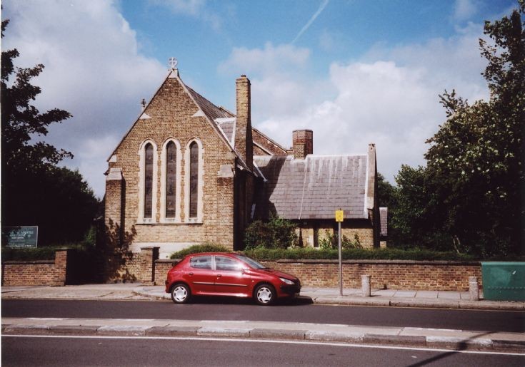 St John the Apostle, High Road, Whetstone