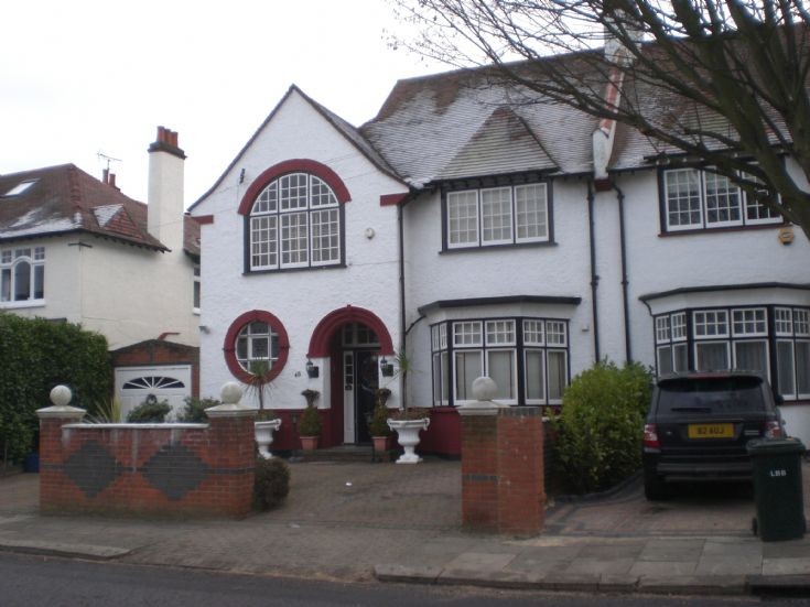 Athenaeum Road, N20