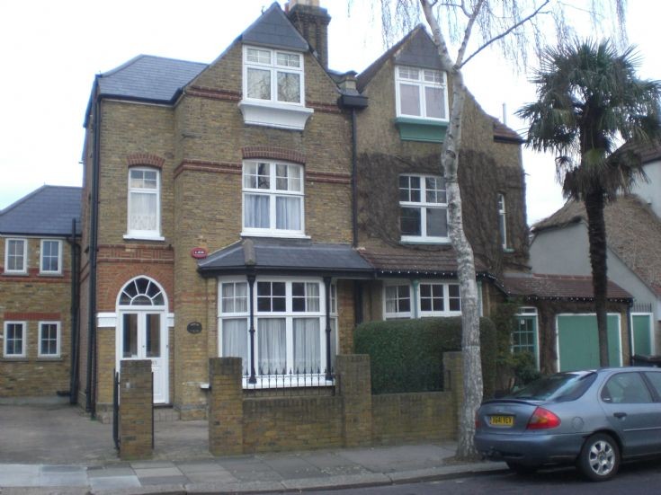 Athenaeum Road, N20