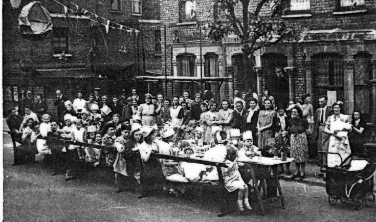 Garfield Road Street Party 1945 (2nd view)