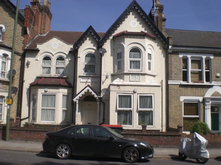 Friern Barnet Road, N11