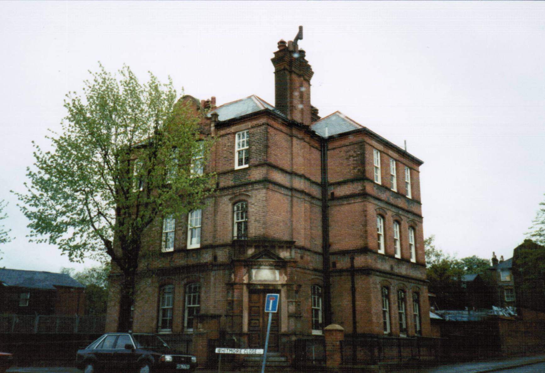 High Road, New Southgate N11
