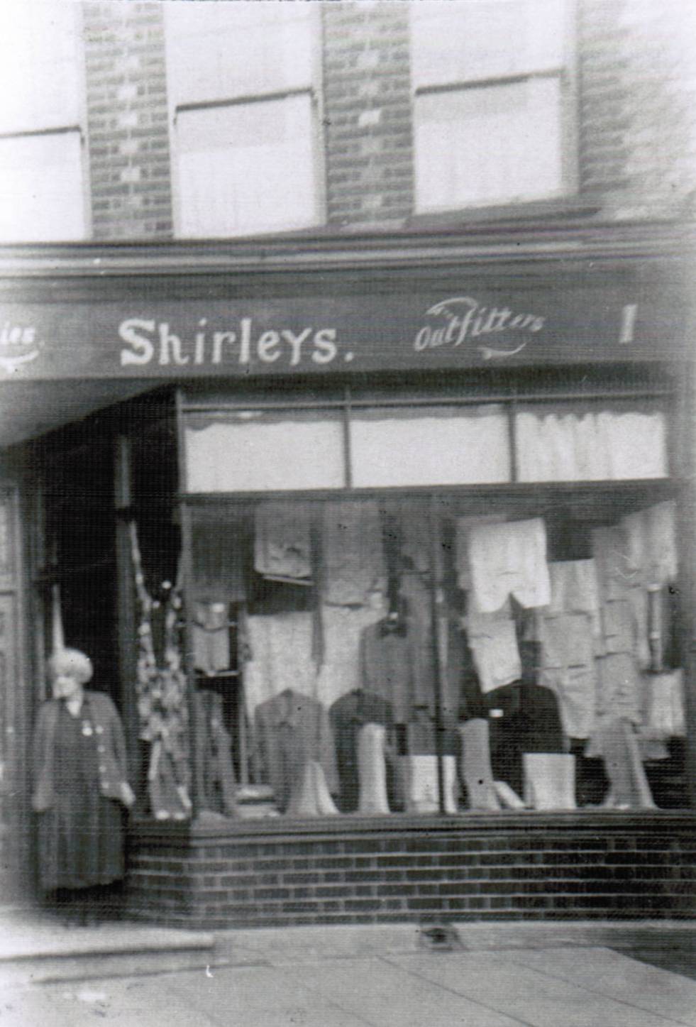 Oakleigh Road South, N11