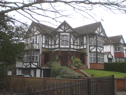 Friary Road, N12