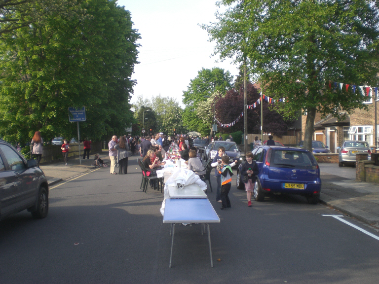 Myddelton Park, N20