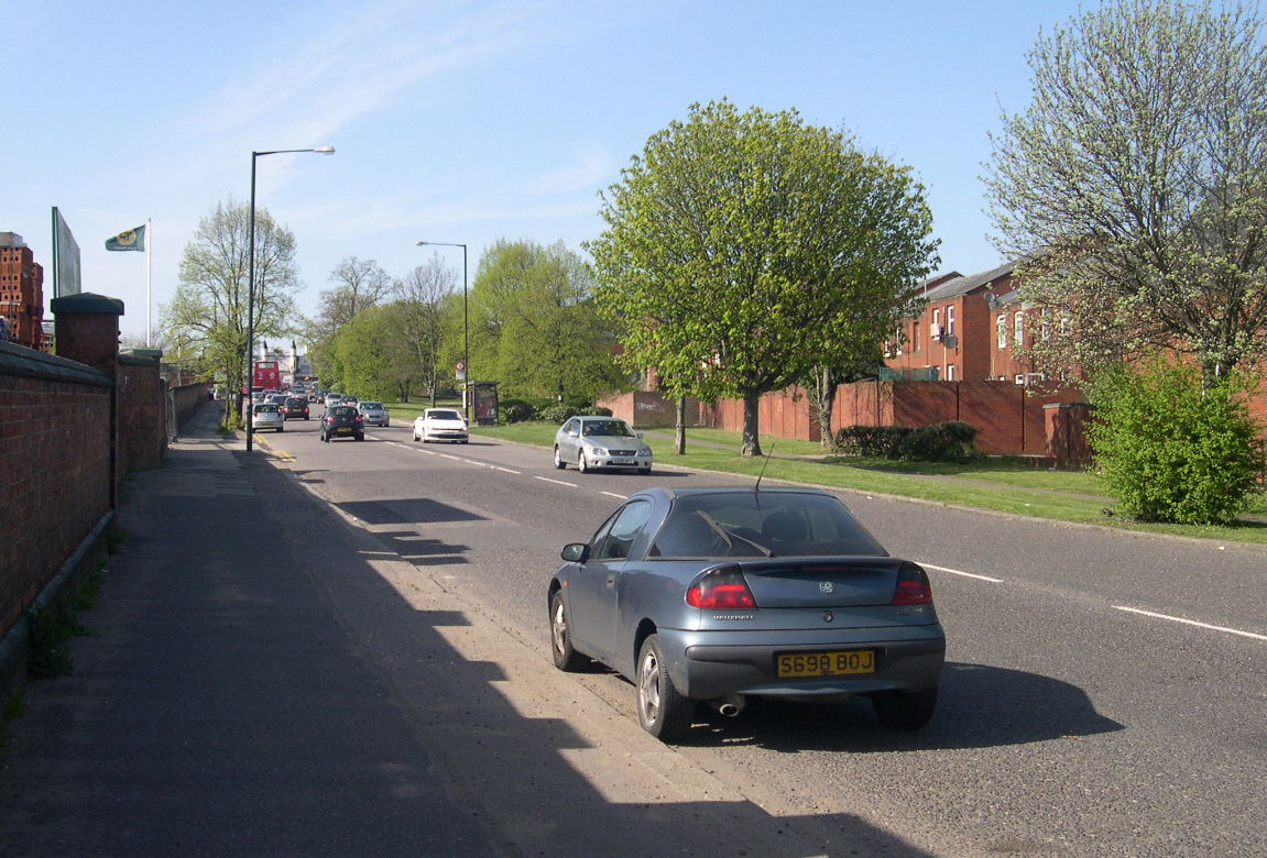 Station Road, N11