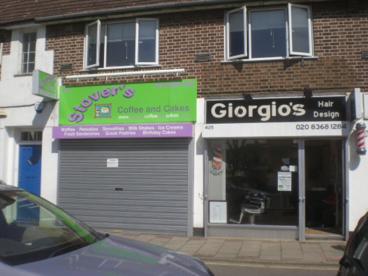 Oakleigh Road North, N20