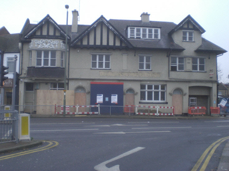 The Orange Tree, 1 Friern Barnet Lane, N11