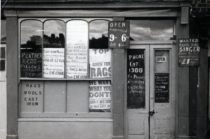 High Road, N11