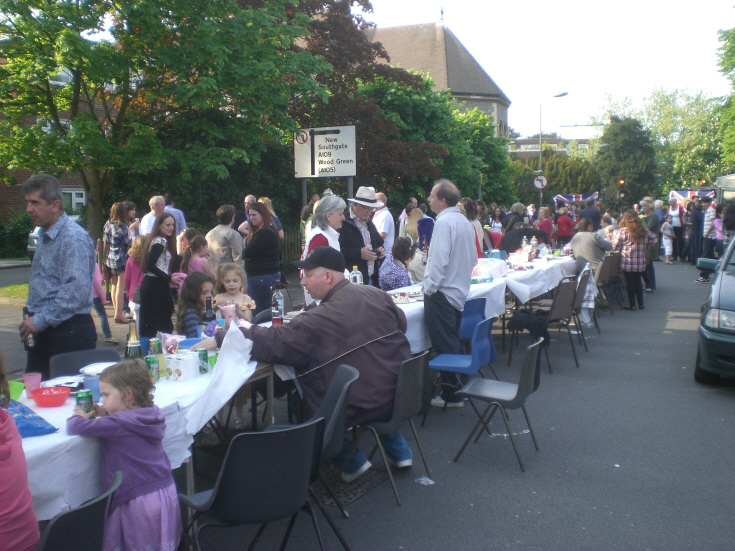 Myddelton Park, N20