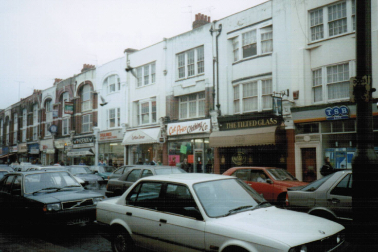 Ballards Lane, N12