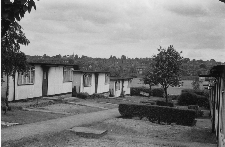 East Road, N11